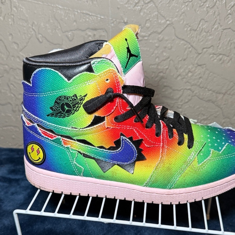 Jordan 1 Retro High OG x J Balvin Tie Dye Men’s 11 (Used) - Picture 9 of 16